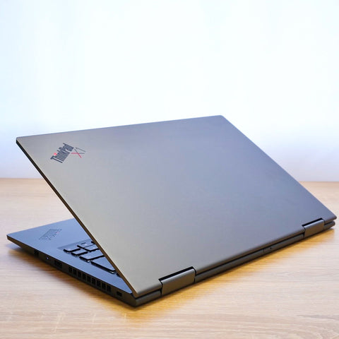 Lenovo Thinkpad X1 Yoga di quinta generazione