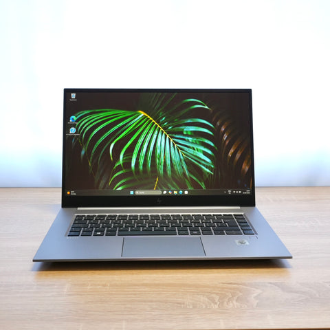 HP ZBook Studio G7 i7-10850H 32GB DDR4 1TB Nvme Quadro T2000