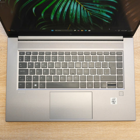 HP ZBook Studio G7 i7-10850H 32GB DDR4 1TB Nvme Quadro T2000