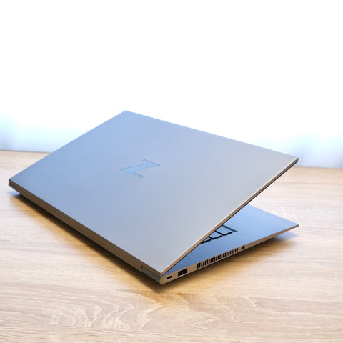 HP ZBook Studio G7 i7-10850H 32GB DDR4 1TB Nvme Quadro T2000