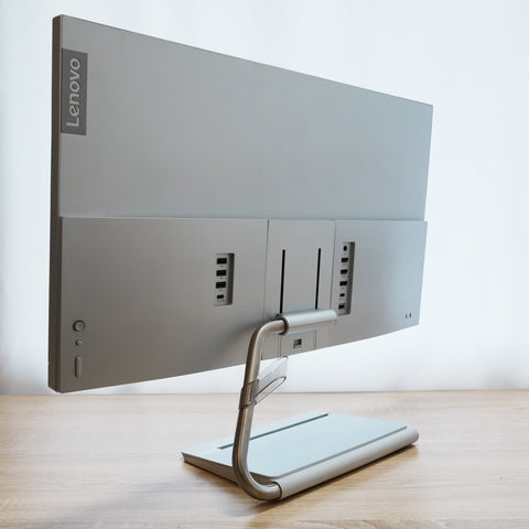 Lenovo Q27h-20 2560 x 1440 USB-C