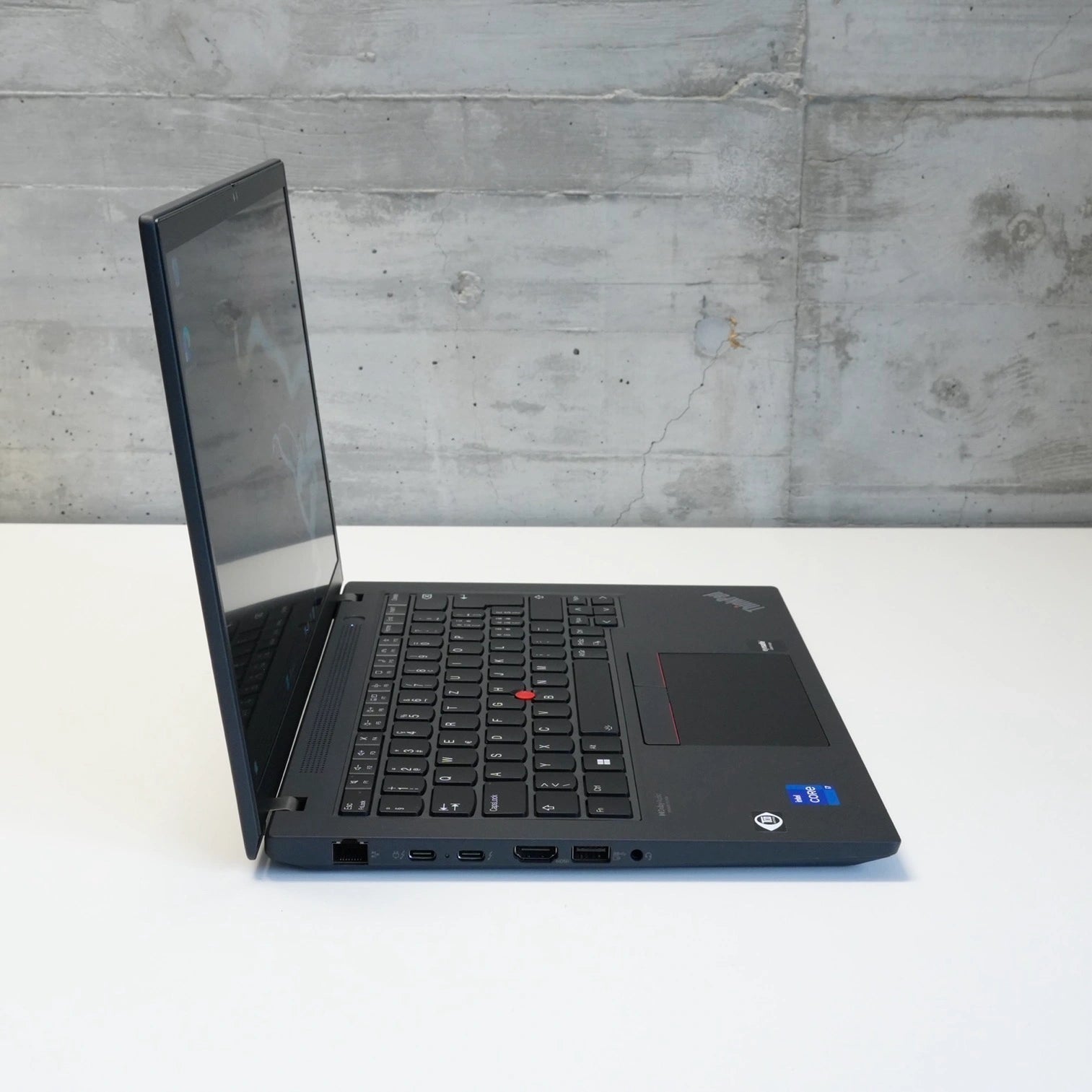 Lenovo ThinkPad T14 Gen 3 i7-1255U 16GB 512GB LTE A-Grade Refurbished Business Laptop Schweiz