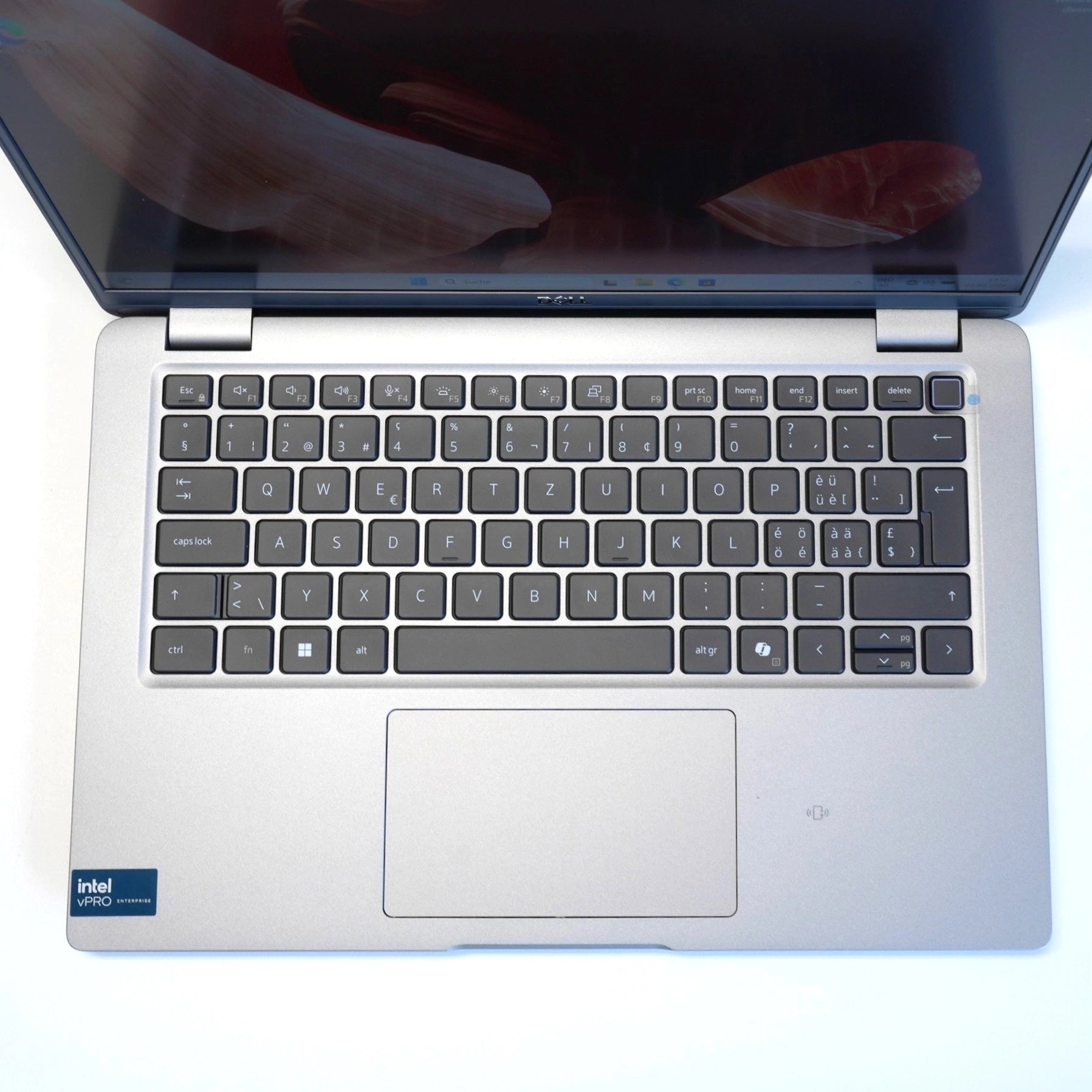 Dell Latitude 5450 Touch Ultra 7 165H 16GB DDR5 256GB Neuwertig Garantie 07.2027 Schweiz