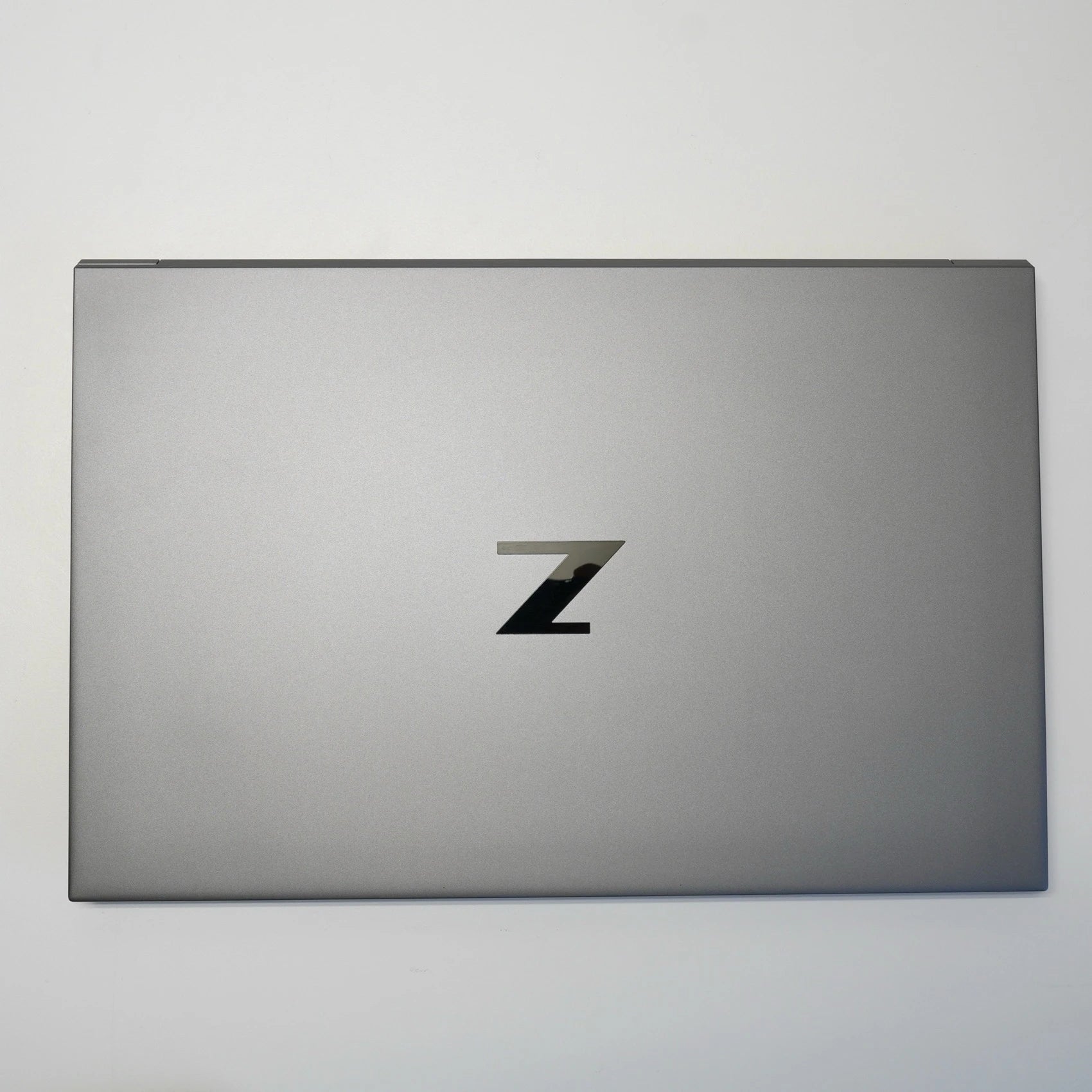 HP ZBook Studio G7 i7-10850H 32GB 1TB NVMe Quadro T2000 A-Grade Refurbished Mobile Workstation Schweiz