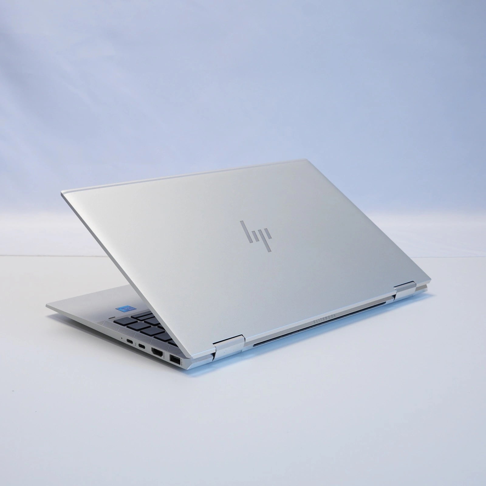 HP EliteBook x360 1040 G8 i5-1145G7 16GB 512GB A-Grade Refurbished Business Convertible Schweiz