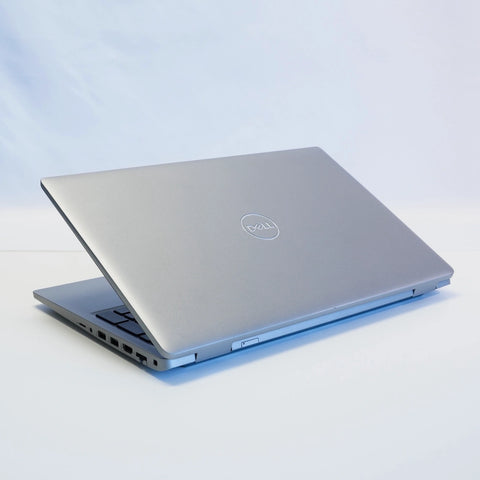 Dell Latitude 5520 Touch i7-1185G7 16GB 256GB A-Grade Refurbished Business Laptop Schweiz