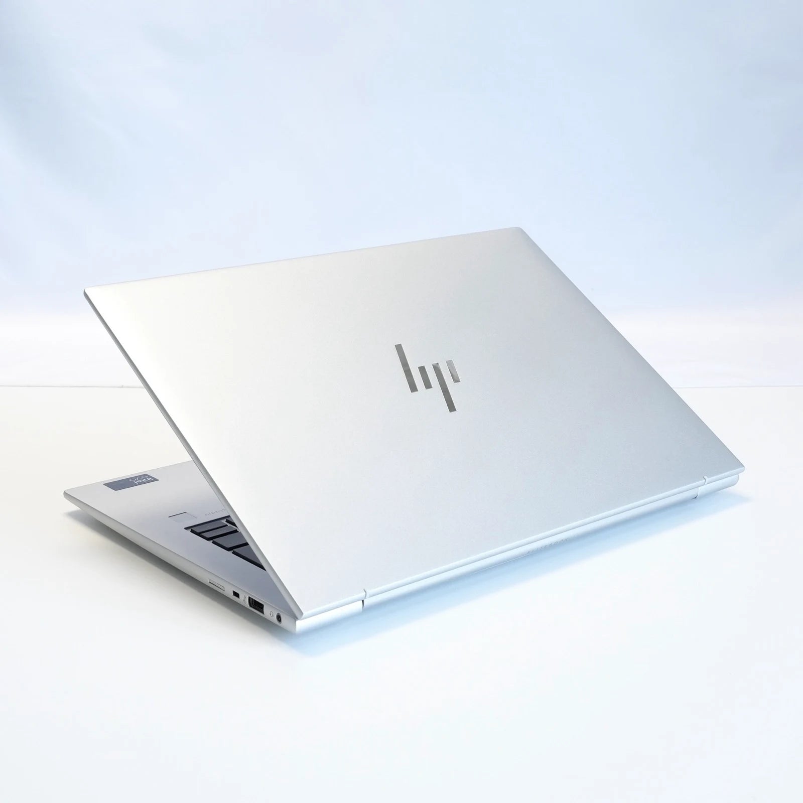 HP EliteBook 840 G11 Ultra 7 155U 32GB DDR5 1TB SSD 4G LTE 400 Nits Laptop Schweiz
