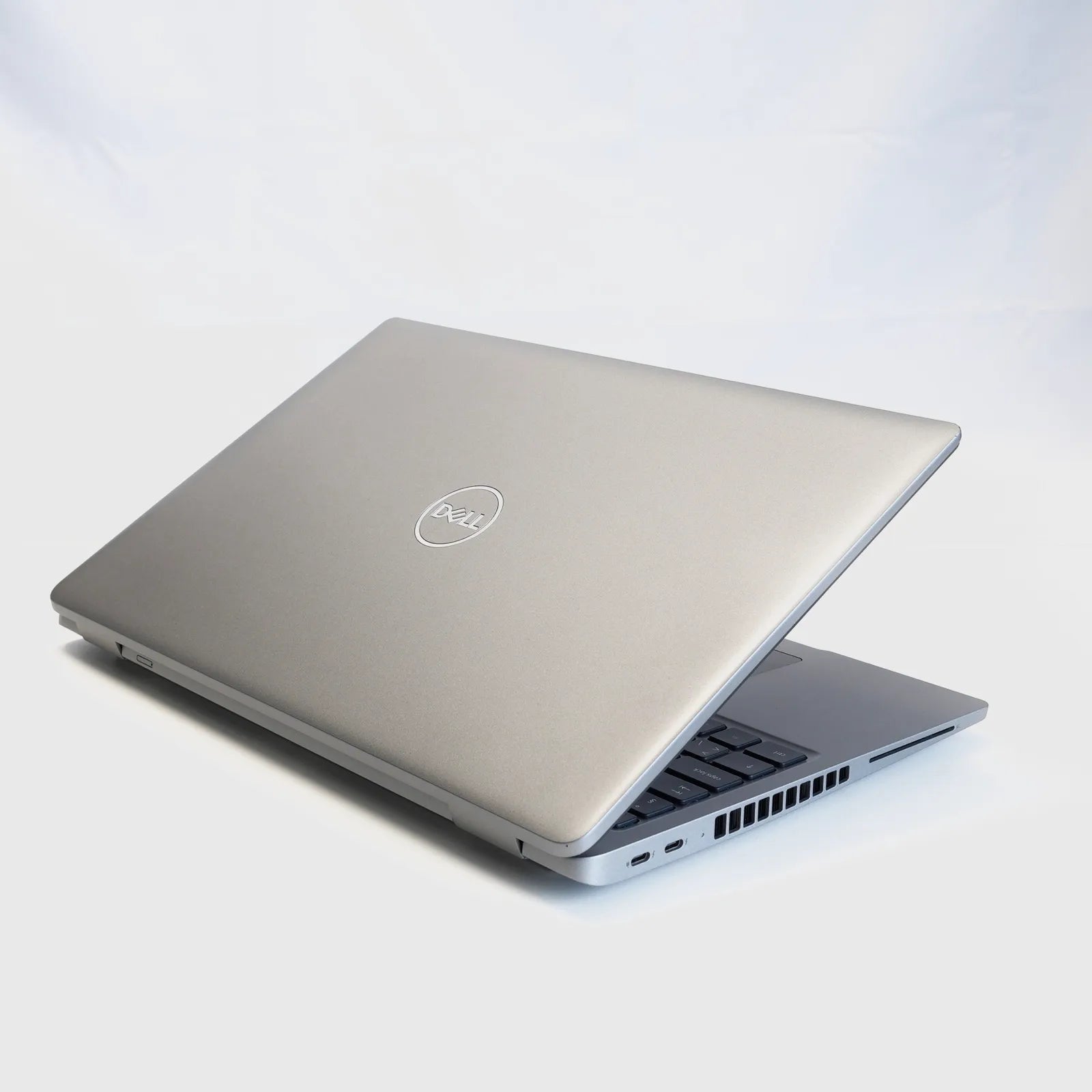 Dell Latitude 5540 Touch 15.6 Zoll i7-1365U 32GB DDR4 512GB NVMe SSD Business Notebook Schweiz