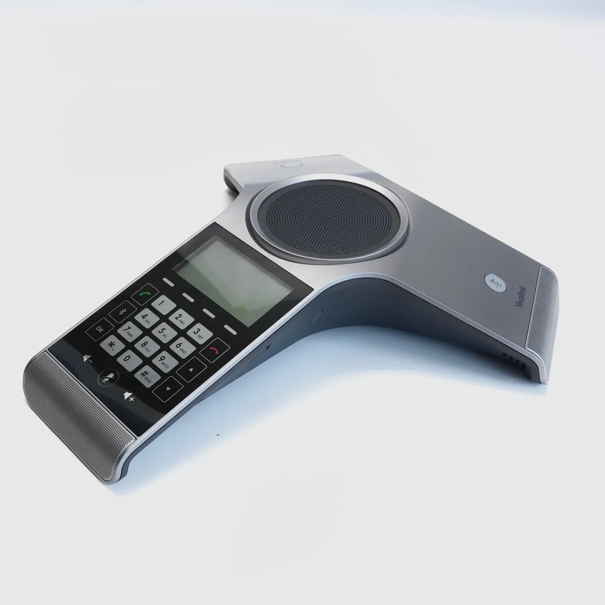 Yealink CP930W DECT Konferenztelefon mit W60B Basisstation für kabellose Telefonkonferenzen